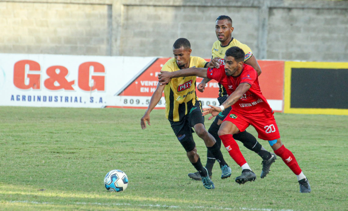 Moca FC y Jarabacoa