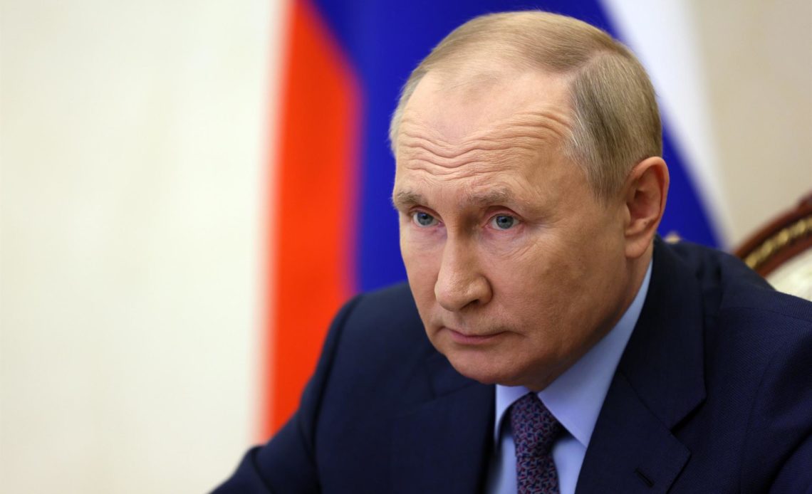 Putin pide "desbloquear" la exportación de fertilizantes rusos a América Latina
