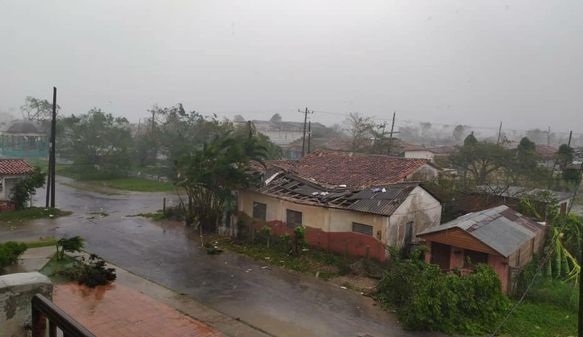 Huracán Ian deja cuantiosos daños materiales en su paso por Cuba