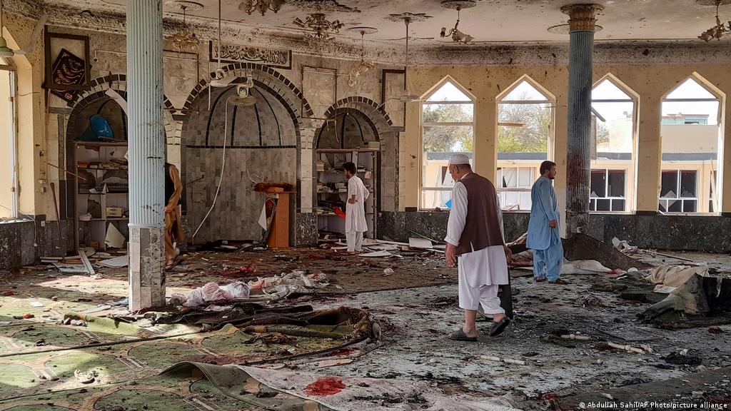 Dos muertos tras explosión en una mezquita en la capital de Afganistán