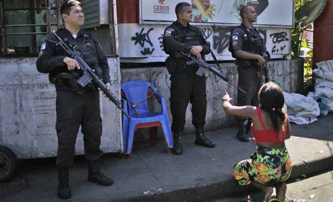 Fallecen dos policías en una operación en una favela de Río de Janeiro