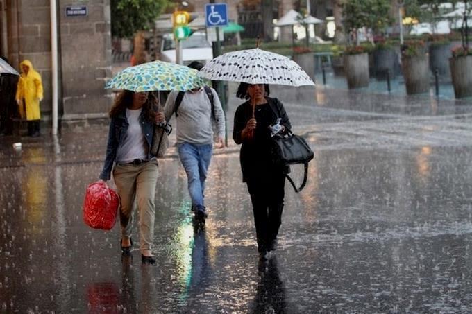 Débil vaguada generará lluvias este jueves en varios puntos del país