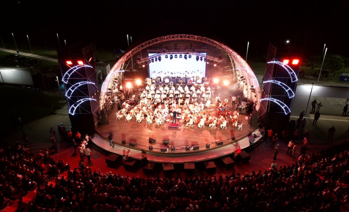 Gala de Navidad en el Anfiteatro de Puerto Plata enamora a presentes