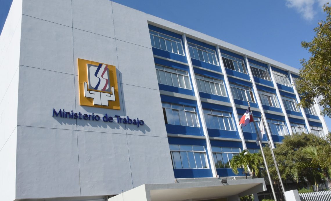 Ministerio de Trabajo reitera feriado de Duarte se cambia para el lunes 30 de enero