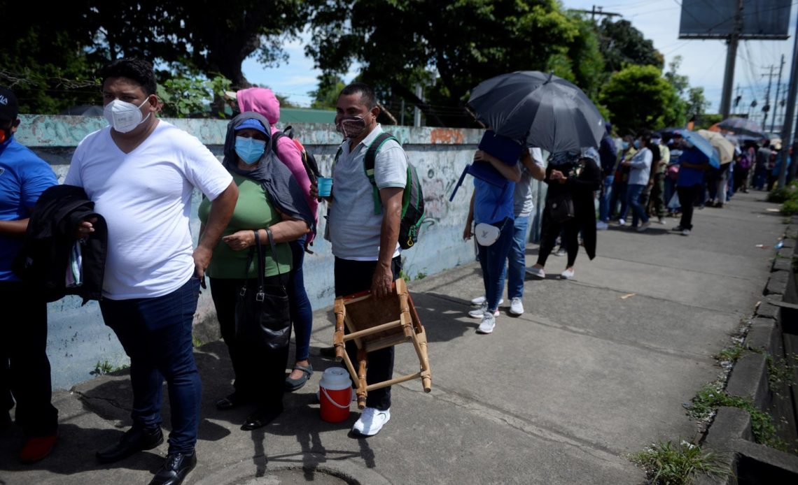 Sube a 20.415 casos de covid-19 en Nicaragu; suman 245 muertes