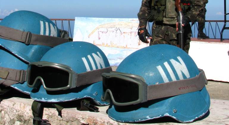  Más de 4.100 "cascos azules" han fallecido desde que hace 75 años la ONU puso en marcha su primera operación de paz, un hito que la organización conmemora desde este mes con una campaña de información.