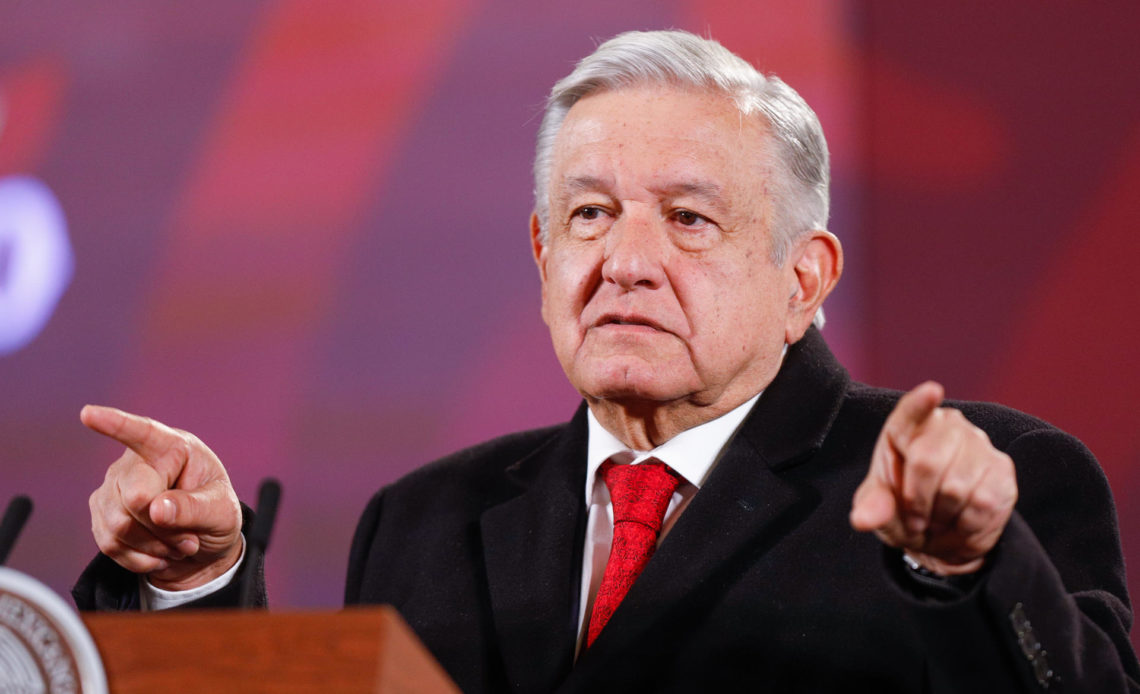 Presidente de México usa caso de García Luna para atacar a expresidentes