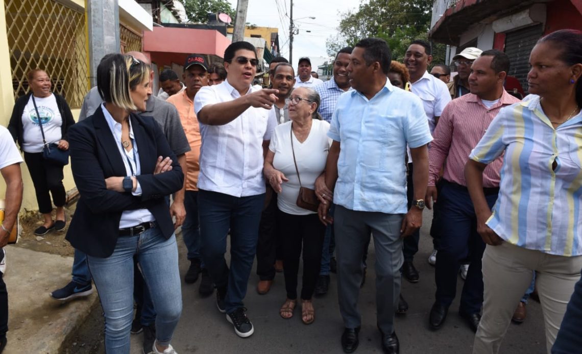 Director de la CAASD supervisa la culminación de obras reclamadas por décadas en Santo Domingo Norte