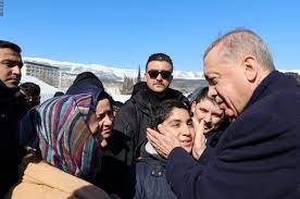 Presidente turco anuncia que cada familia afectada por terremotos en Turquía recibirá unos 500 euros