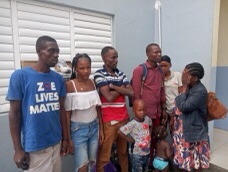 PN activa búsqueda de conductor abandonó carro con haitianos indocumentados en Valverde
