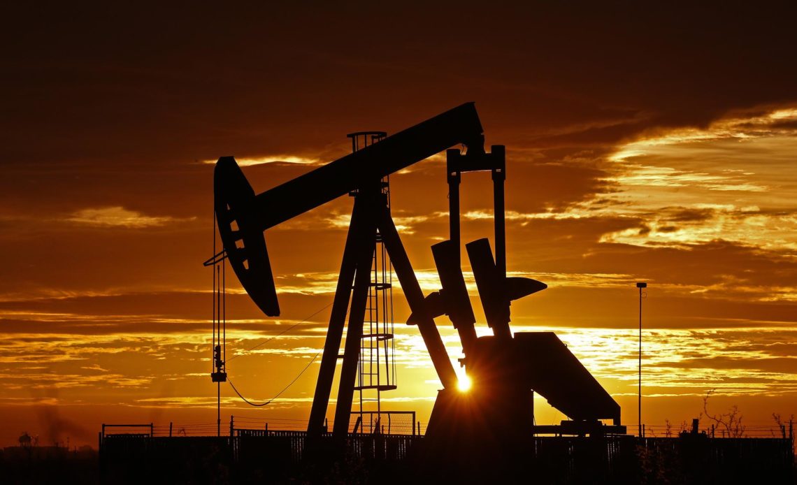 Petróleo de Texas abre con subida del 0.49 %, hasta 73.46 dólares el barril