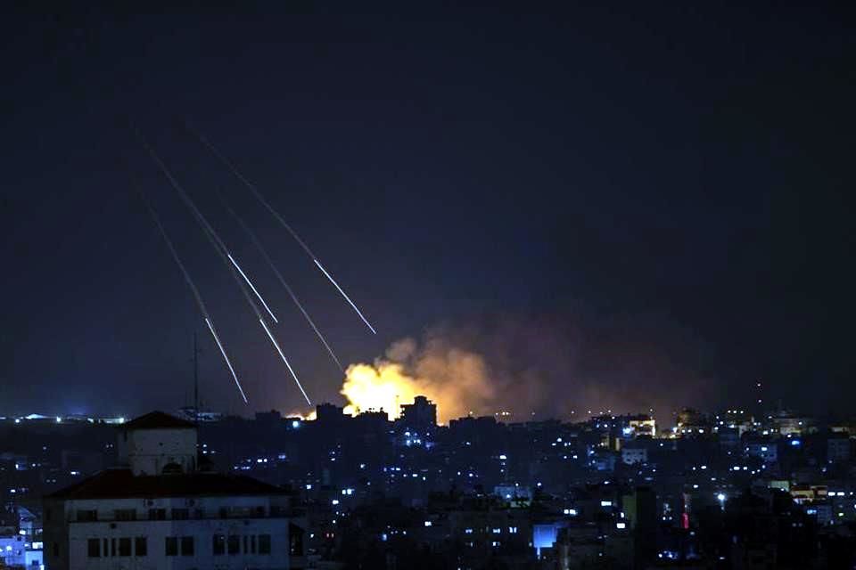 Al menos 15 personas murieron en Damasco por ataque israelí con misiles