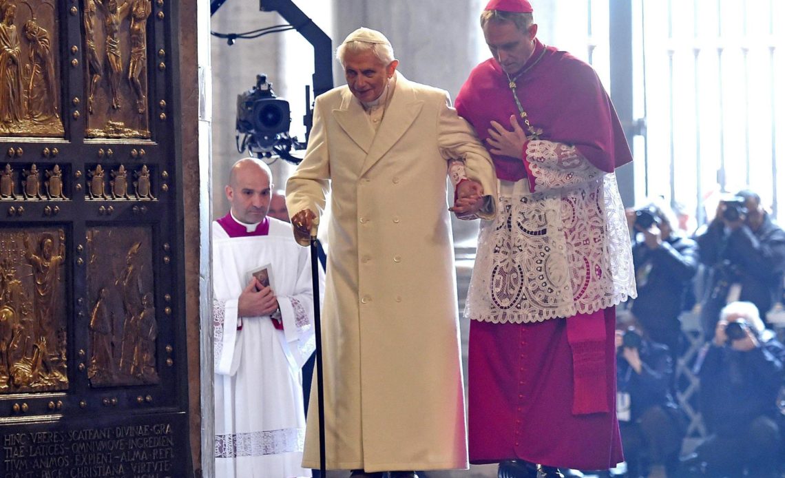 Archivada la investigación contra Benedicto XVI por complicidad en abusos