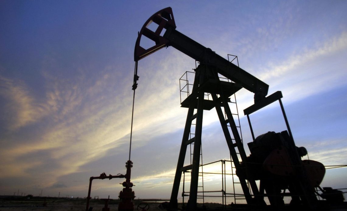 Petróleo de Texas baja un 1.7 %, hasta 71.29 dólares el barril