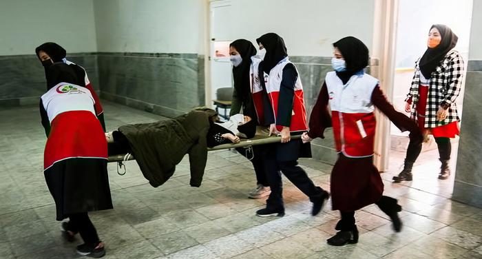 Al menos 20 estudiantes hospitalizadas tras nuevo envenenamiento en Irán