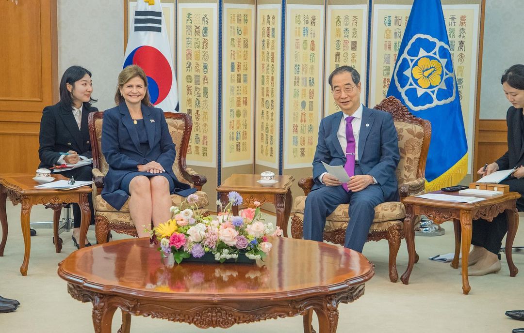 Corea del Sur y la República Dominicana firman acuerdo para promover comercio