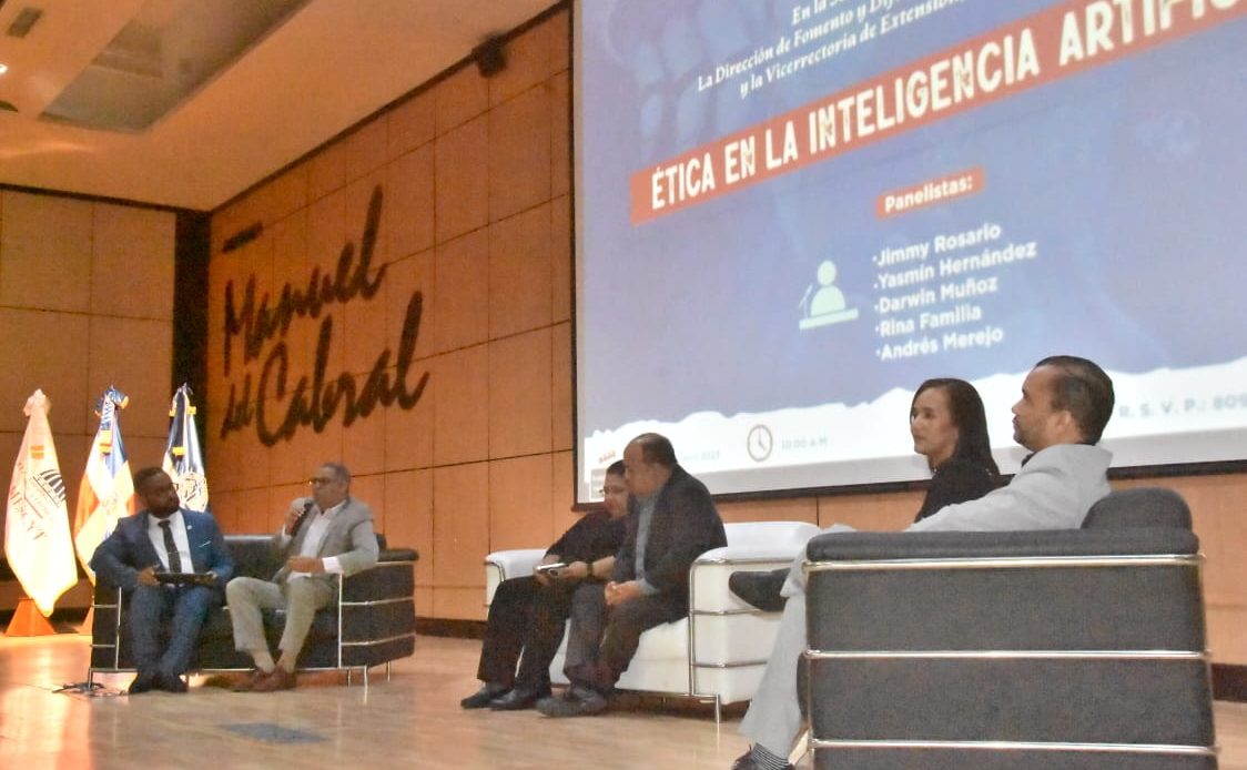 MESCYT y UASD realizan panel sobre el uso de la “Ética en la Inteligencia Artificial”