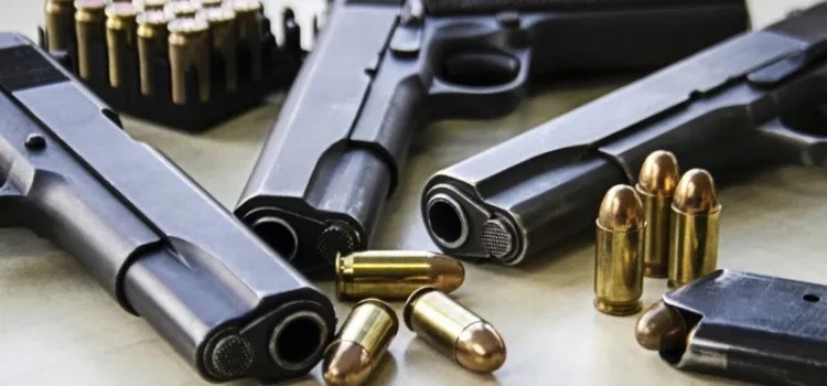 PN saca de las calles 11 armas de fuego ilegales en últimas 48 horas; dos personas detenidas