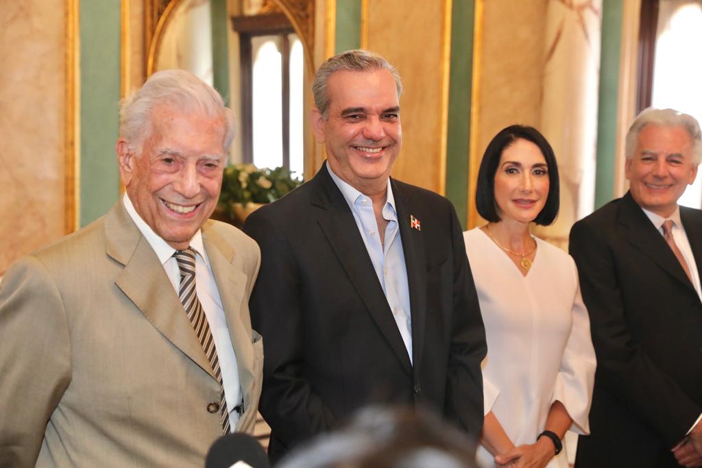 Lectores N Digital de acuerdo con nacionalidad dominicana a Mario Vargas Llosa