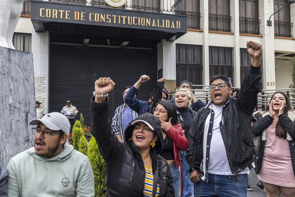 EE.UU., preocupado por los intentos de “interferir” en el resultado electoral en Guatemala