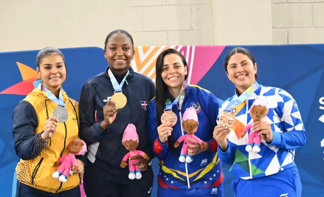 Dos medallas de oro para República Dominicana en karate