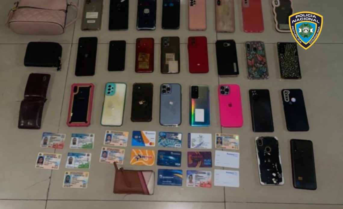 PN desmantela banda dedicada a robo de celulares en La Romana