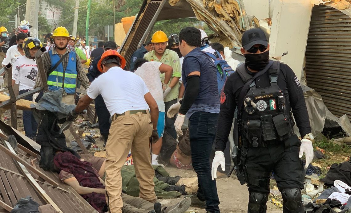 Aumenta a 18 los migrantes muertos en accidente en México