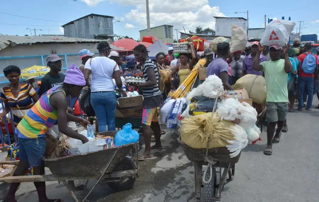 Autoridades haitianas prohíben compra de productos que provengan de RD