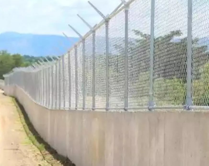 RD inaugura primer tramo de muro fronterizo con Haití