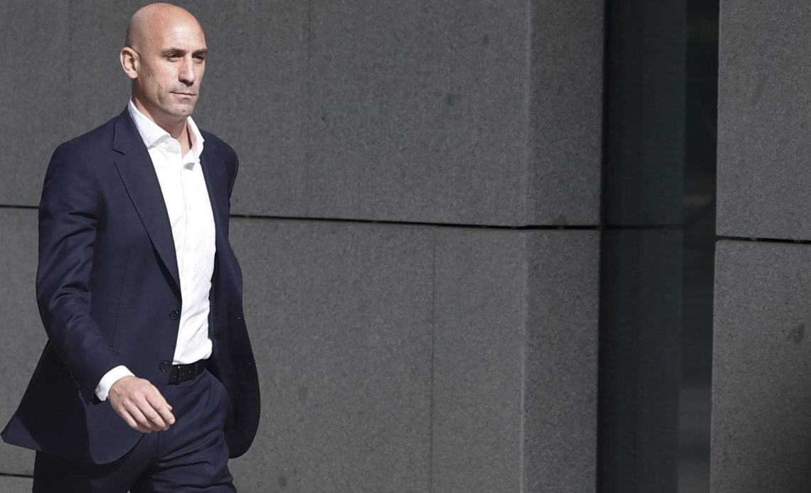 Luis Rubiales dejado en libertad