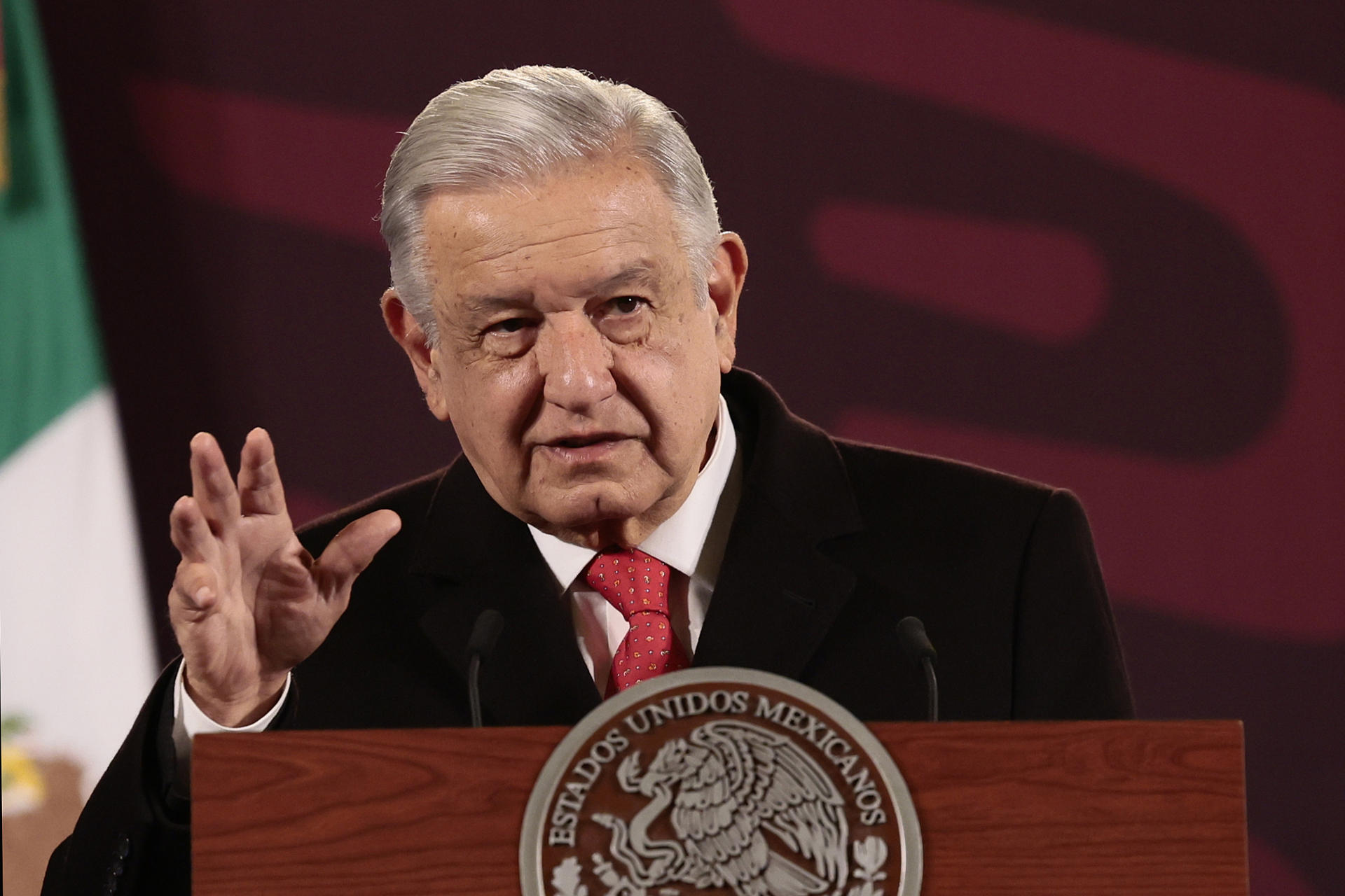 Obrador niega haber endurecido medidas migratorias por presiones de EE.UU.