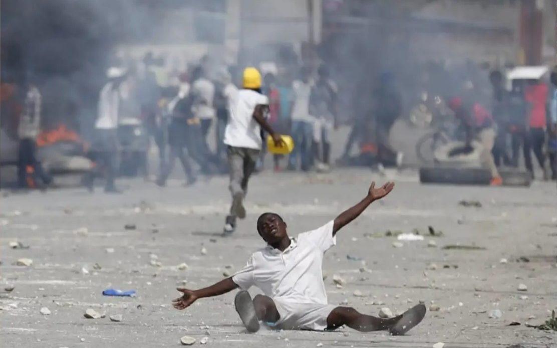 Haití pide pronto envío de misión multinacional porque cada día que pasa es "un infierno"