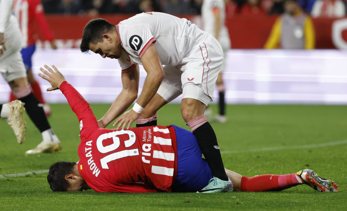 El futbolista Morata sufre un esguince de rodilla y estará unas tres semanas de baja