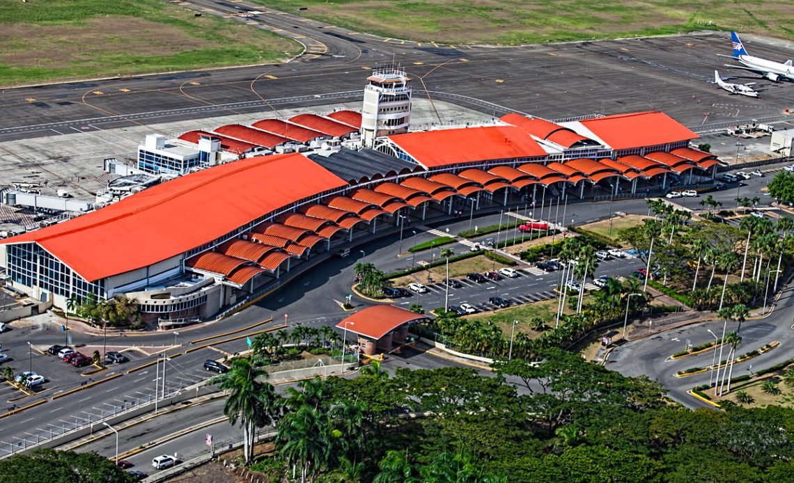 Aeropuerto Cibao festeja aniversario numero 22