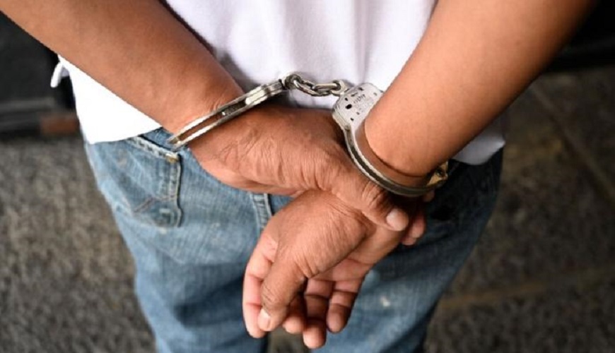 Arrestan alistado de la PN tras robar prendas preciosas a un ciudadano
