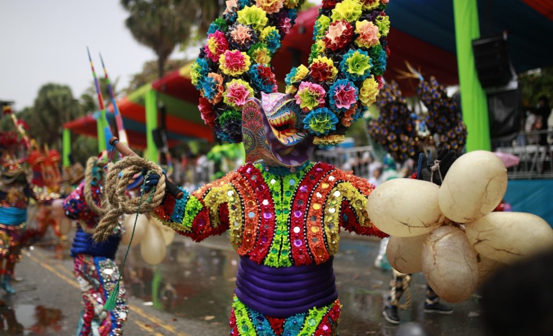 Ministerio de Cultura cancela desfile de carnaval en solidaridad con las víctimas de Salcedo