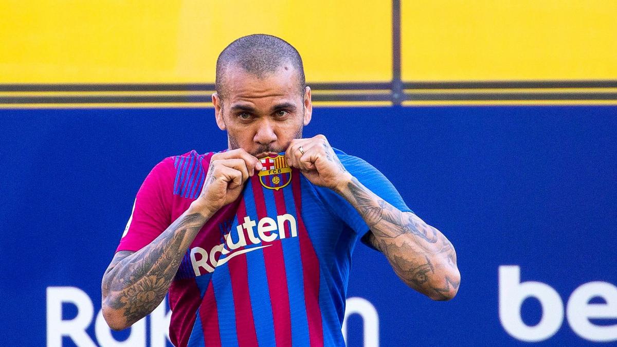 Alves no saldrá este miércoles de prisión al no poder reunir el millón de euros de fianza