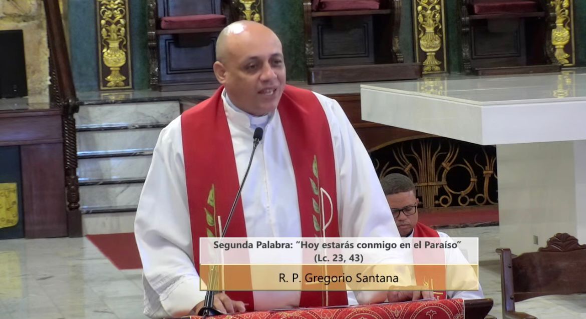 Sacerdote en segunda palabra: a los condenados y no condenados en las cárceles se les pega fuego