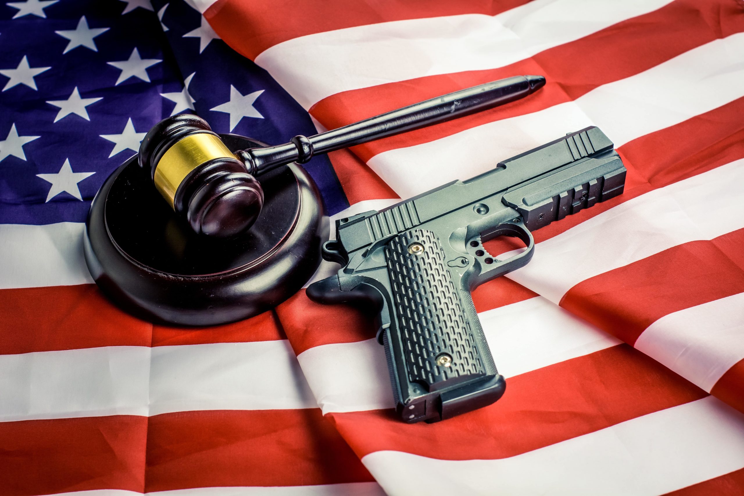 Tennessee aprobó proyecto de ley para que profesores porten armas de fuego en escuelas
