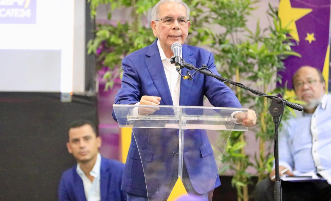 Danilo Medina afirma PLD podría ganar en primera o segunda vuelta