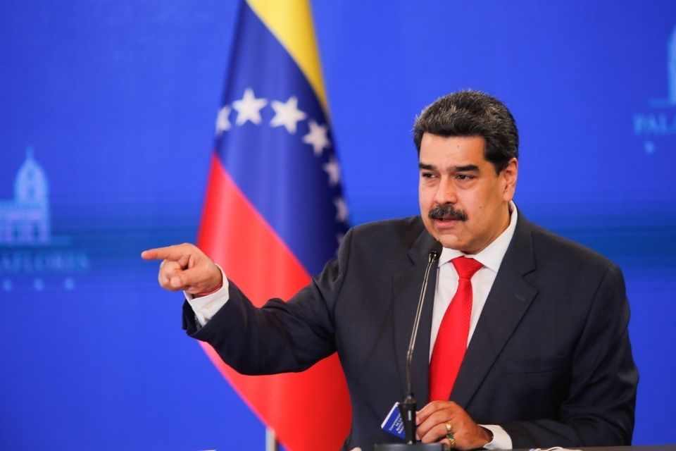 Maduro acusa a EEUU de incumplir compromisos de levantamiento de sanciones