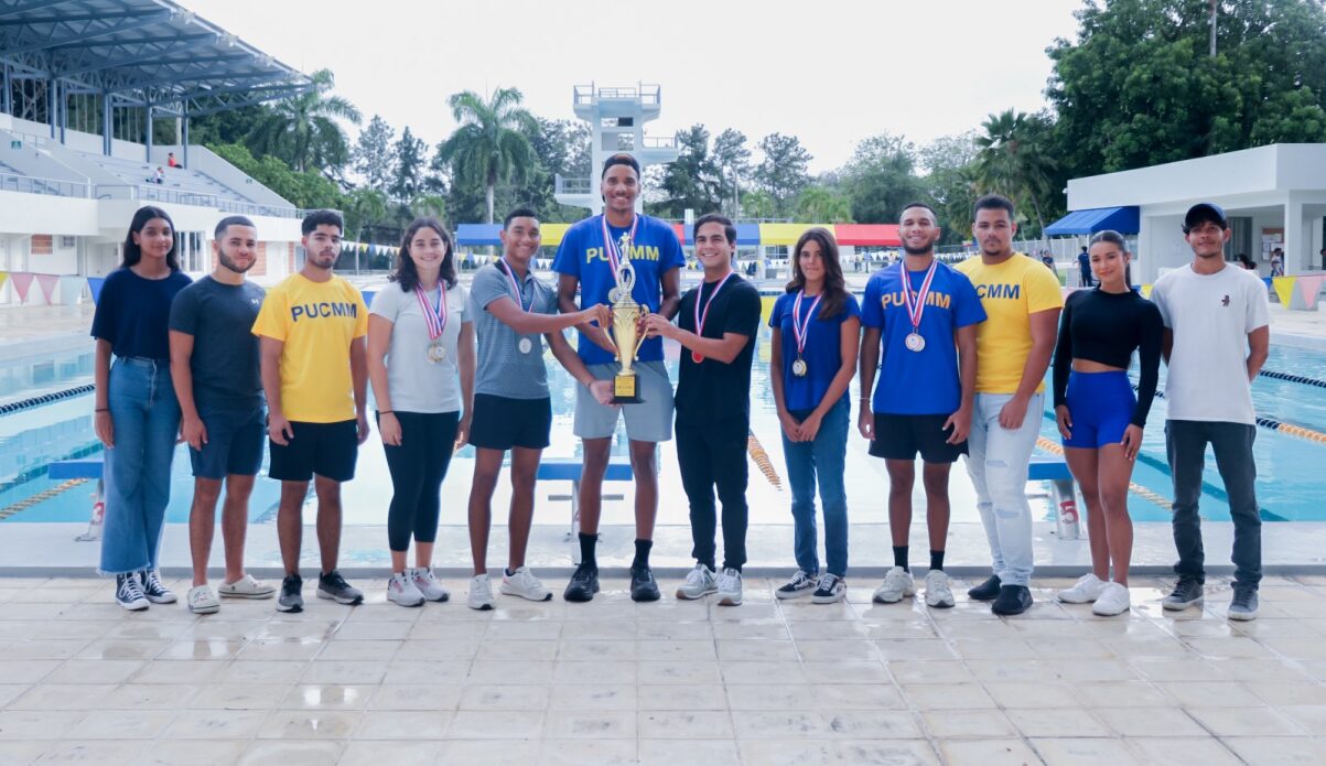 PUCMM gana Torneo Universitario de Natación por segunda ocasión