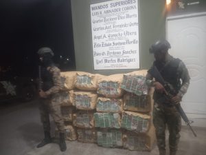 Ejército incauta 300 mil unidades de cigarrillos en Dajabón; Apresan 4 personas