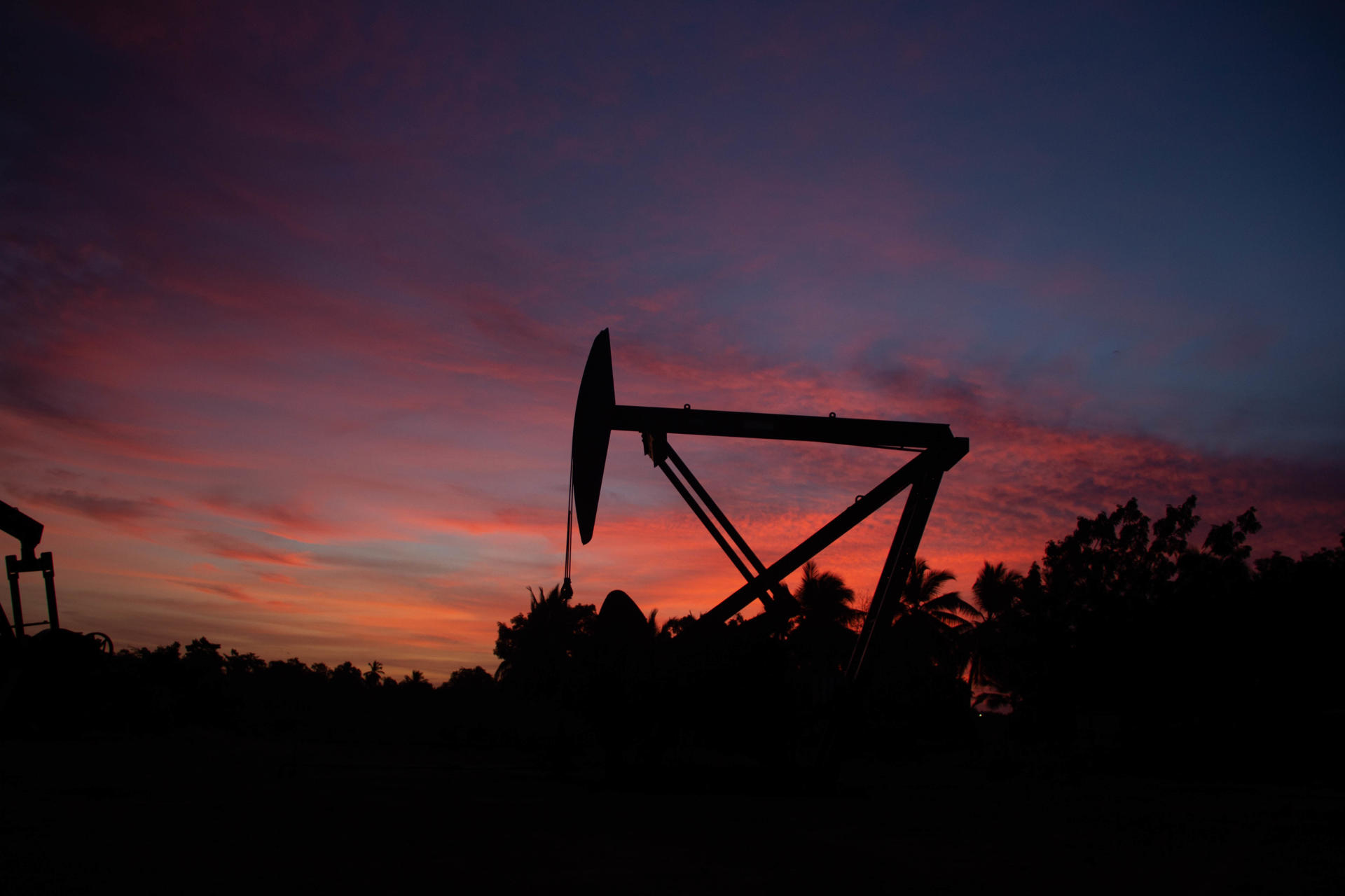 Petróleo de Texas baja un 3.13%, hasta 82.69 dólares el barril