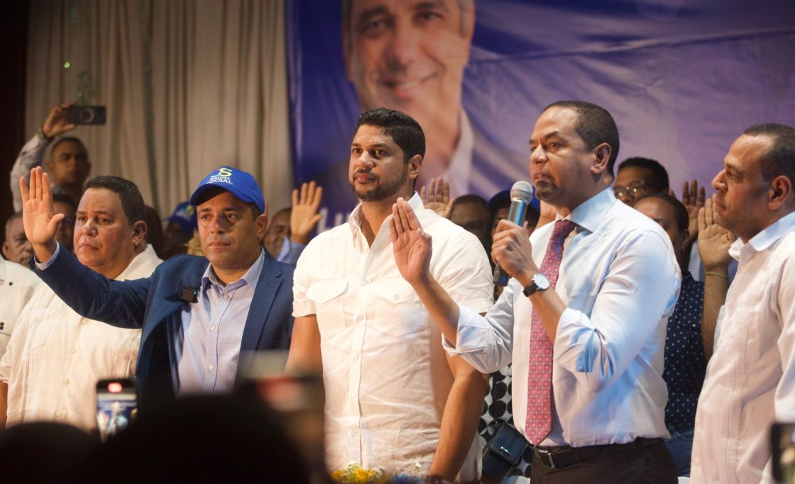 Justicia Social juramenta nuevos dirigentes pertenecían al PLD en San Cristóbal