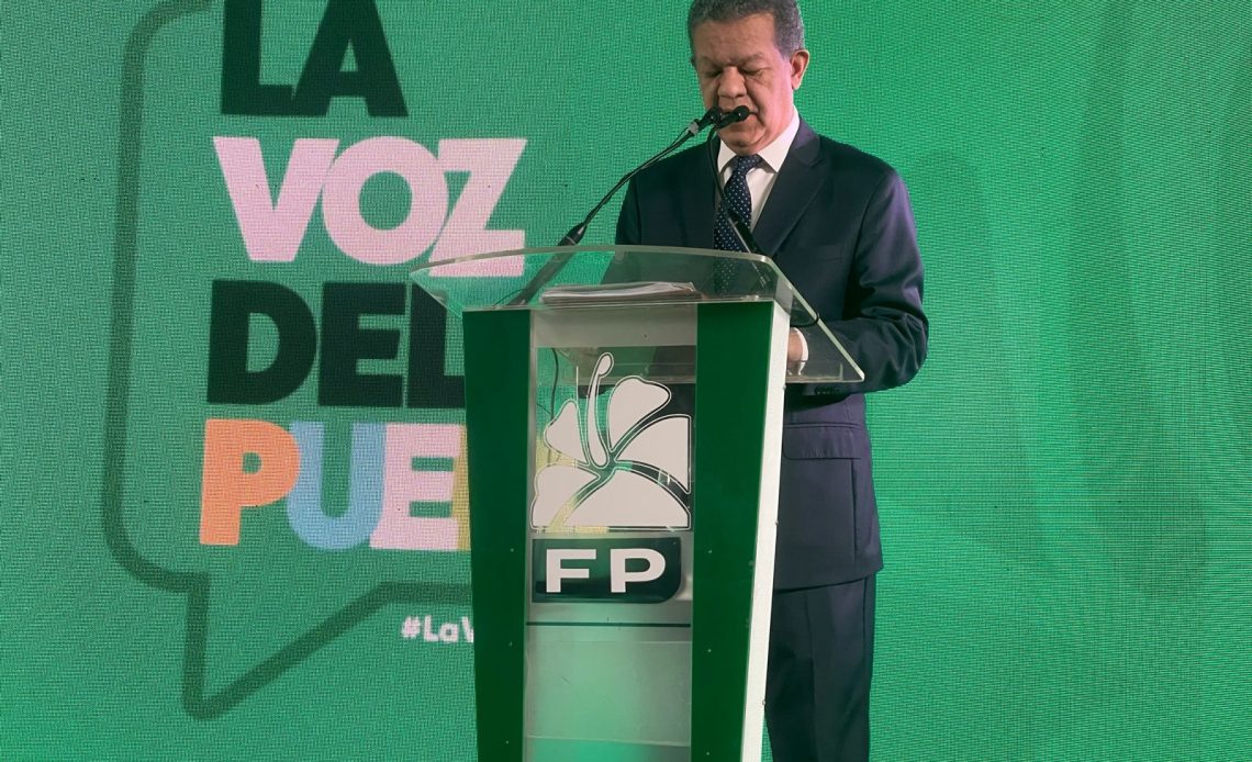 Leonel propone reforma fiscal progresista sin aumento de impuestos