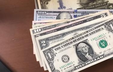 El dólar se cambia a 58.66 pesos dominicanos para la venta