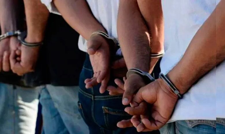 Arrestan seis personas por estafas virtuales de más de un millón de pesos