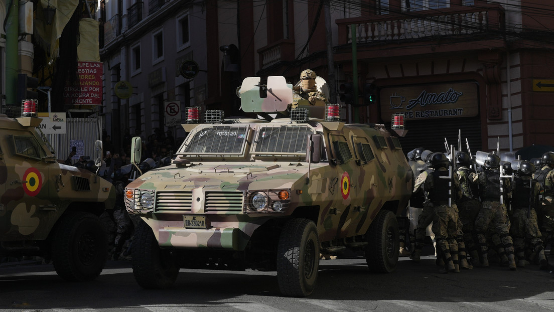 Militares de Bolivia se retiran