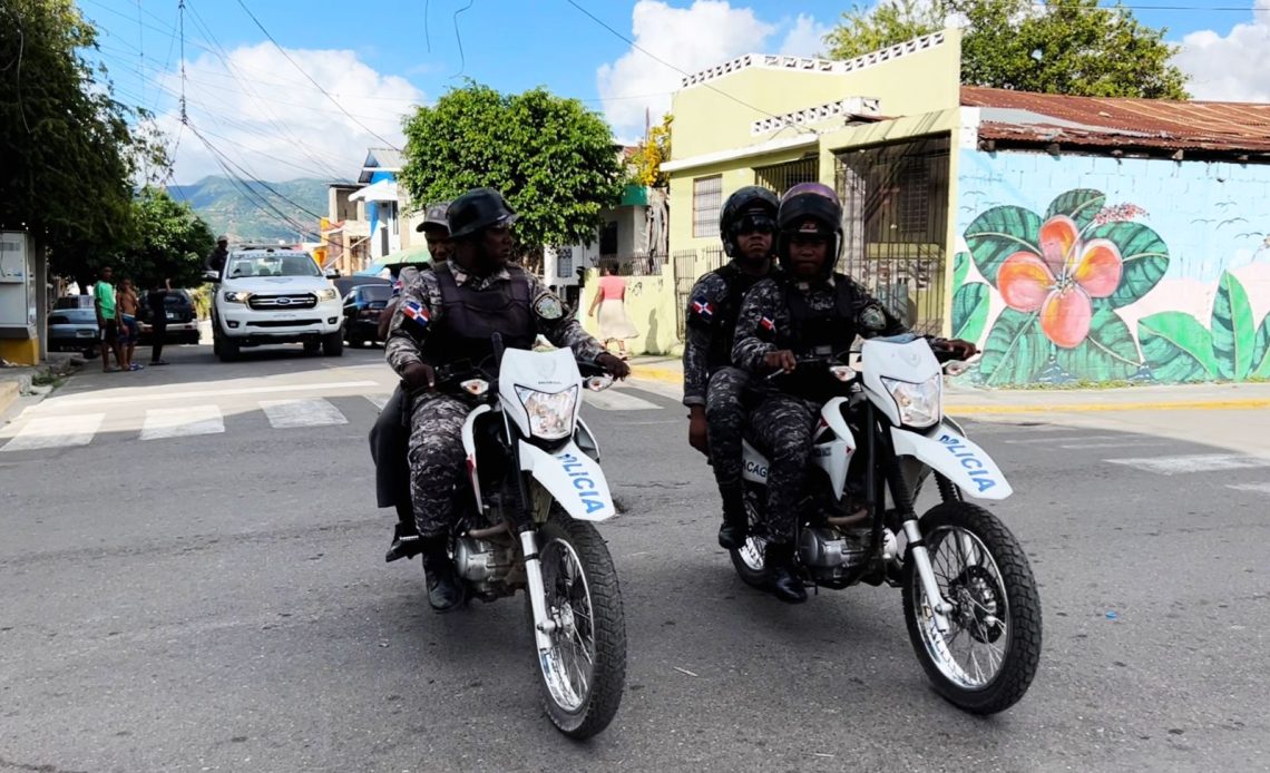 Cinco personas arrestadas por robos cometidos en Santiago